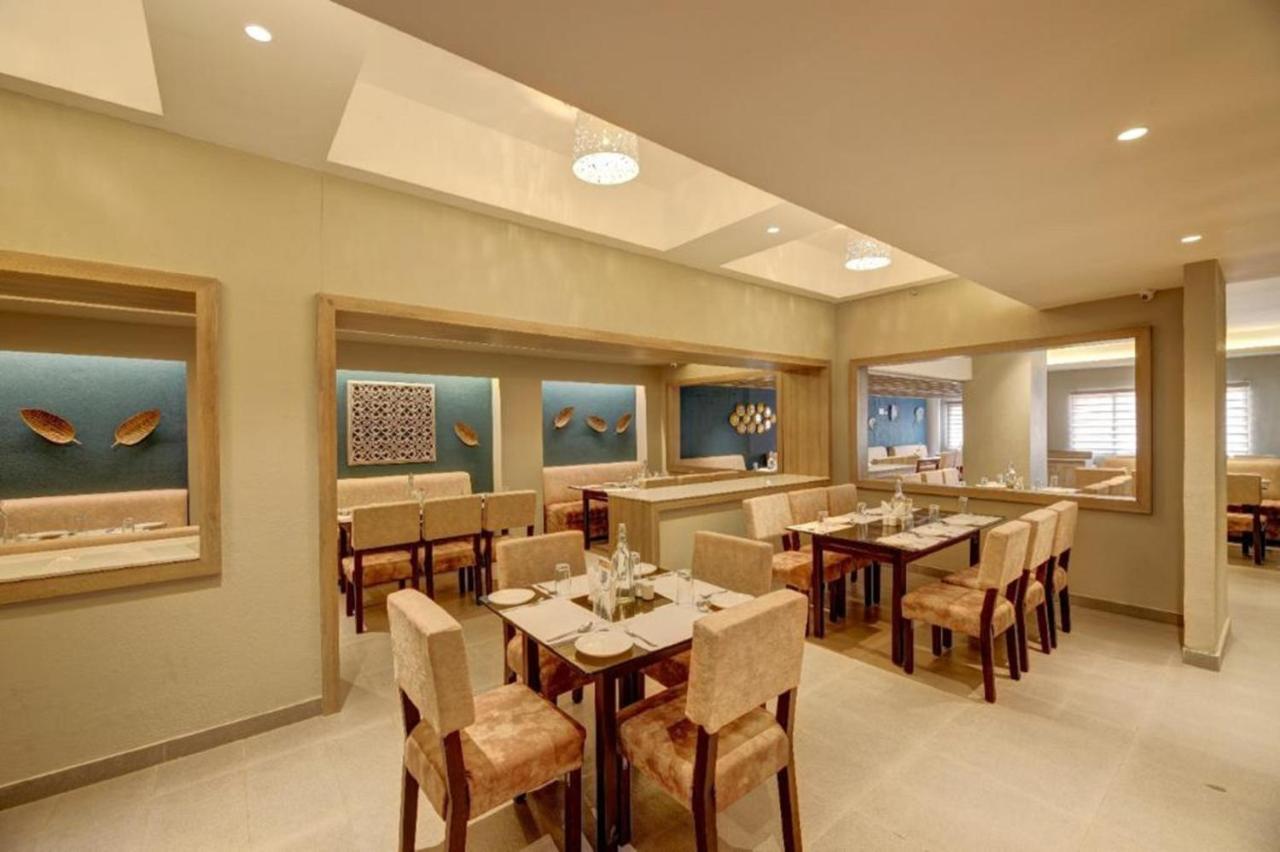 Ima House Hotel Kochi Bagian luar foto