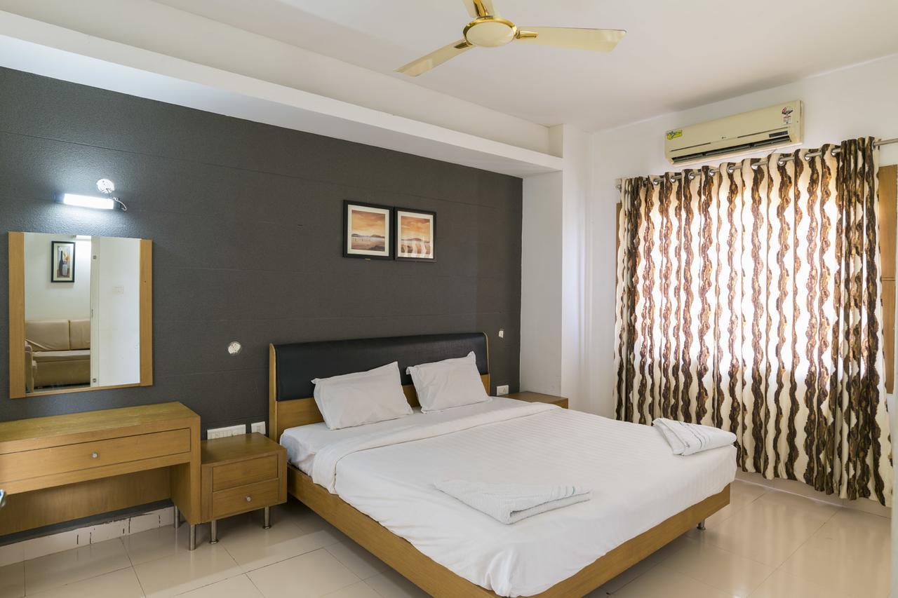 Ima House Hotel Kochi Bagian luar foto